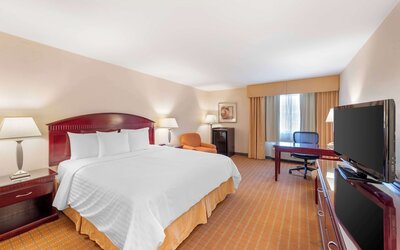 Best Western Plus West Covina Inn
