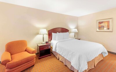 Best Western Plus West Covina Inn