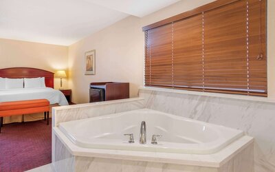 Best Western Plus West Covina Inn