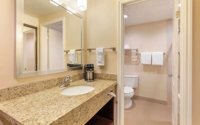 Best Western Plus West Covina Inn
