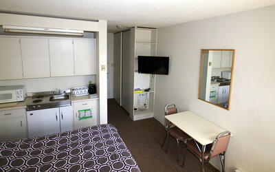 Day use room with kitchen at Alexandra Hotel.