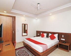 OYO 45652 Grand Oyster Homestay