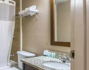 Quality Inn Wickliffe