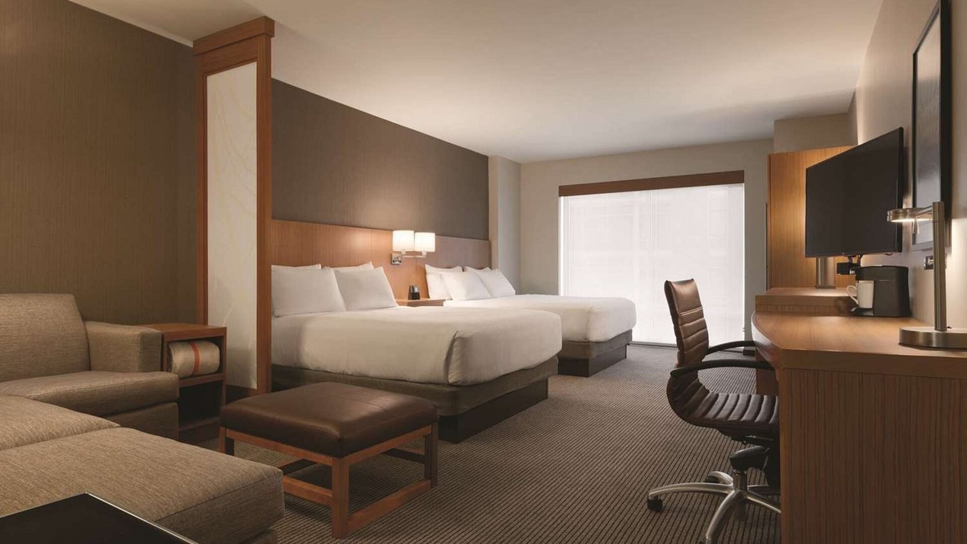 Day use room with twin bedroom and sofa at Hyatt Place West End Georgetown.