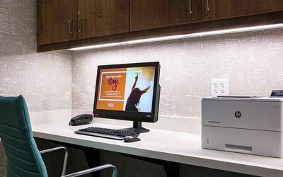 professional, well-equipped coworking space and work desk at Hampton Inn Wichita Northwest.