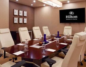 Meeting room perfect for every business appointment at the Hilton Denver City Center.