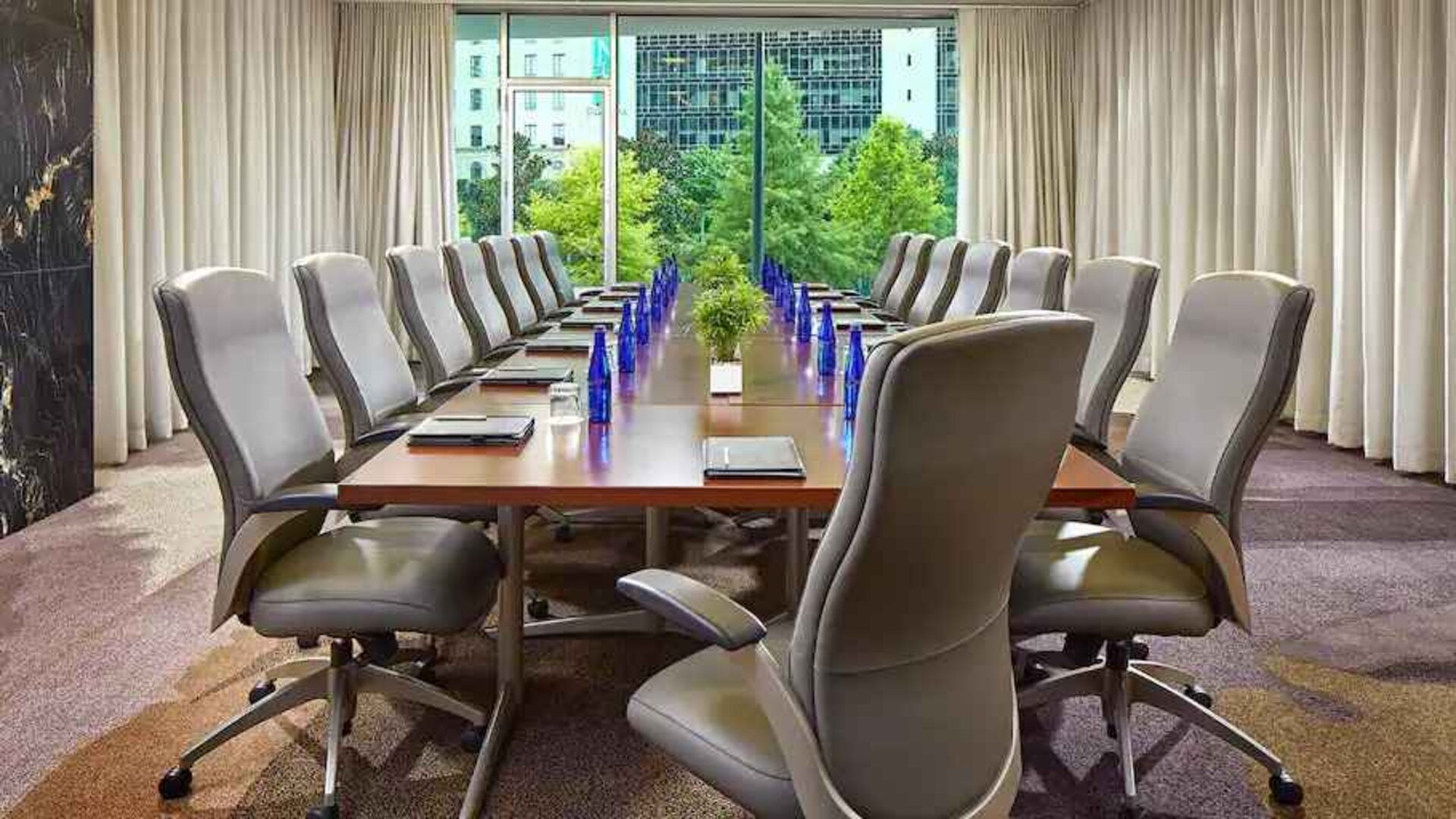 Bright meeting room at the Statler Dallas, Curio Collection by Hilton.