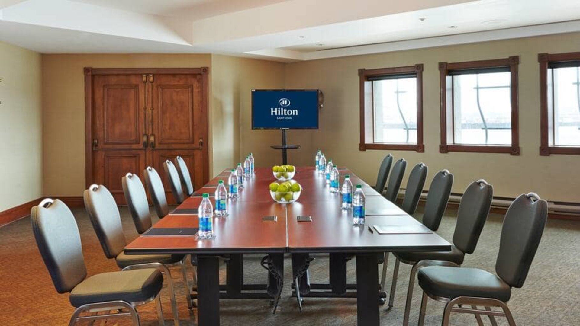 Professional meeting room at the Hilton Saint John.