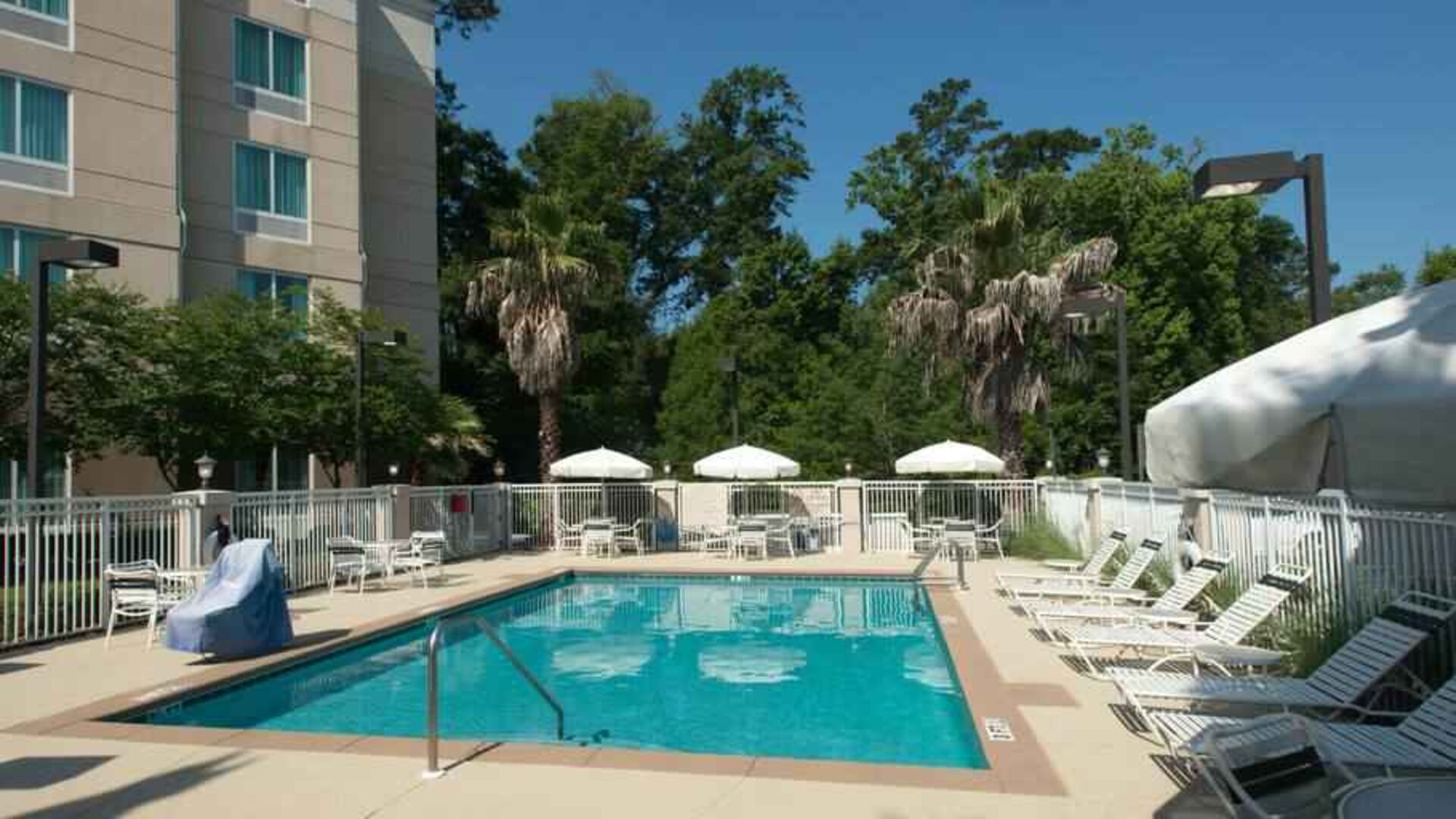 Beautiful outdoor pool area at the Hilton Garden Inn Tallahassee Central.