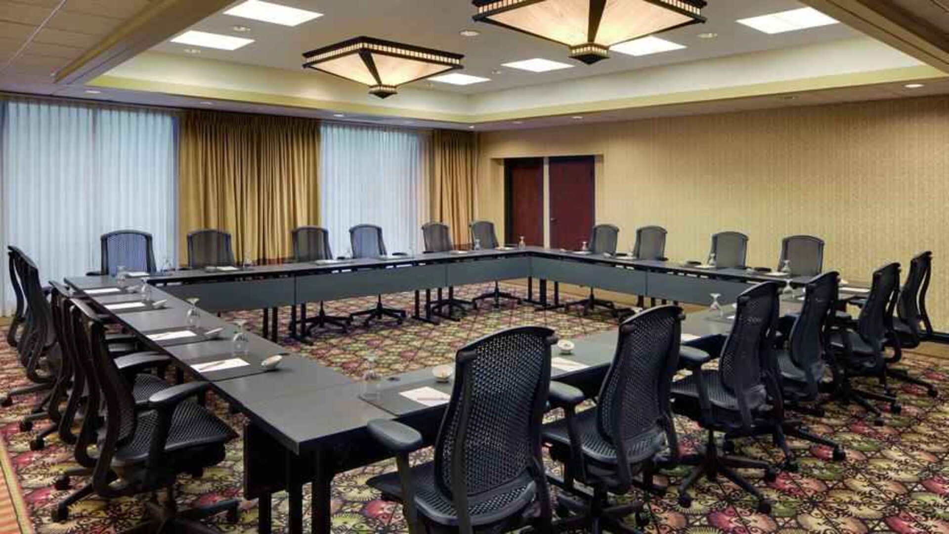 Meeting room with square table pool at the DoubleTree by Hilton Seattle Airport.