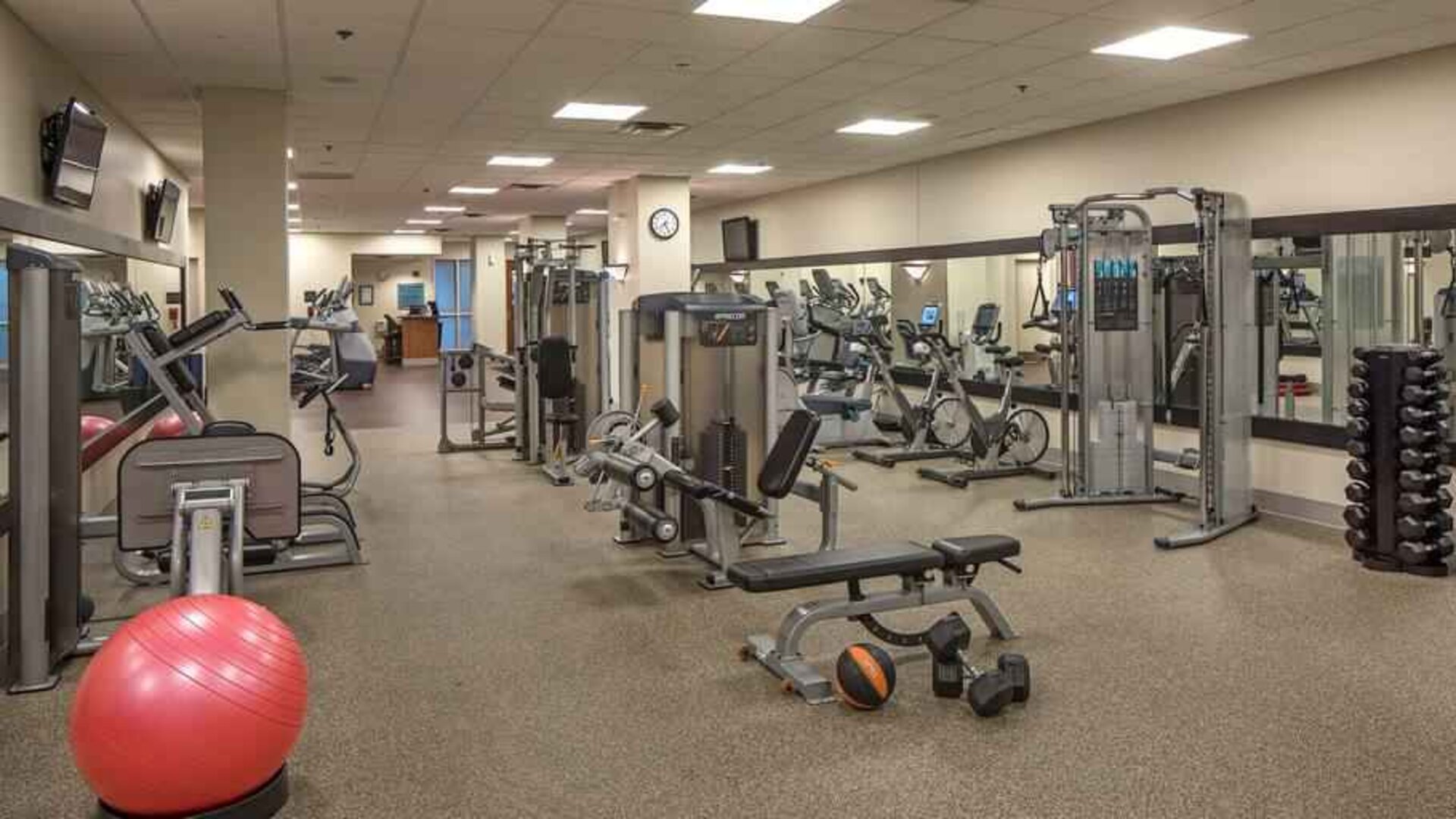 Fully equipped fitness center at the Hilton Omaha.