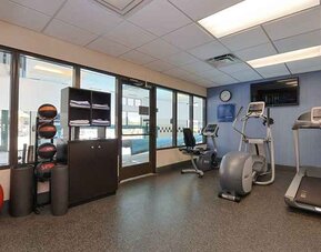 Well-equipped fitness center at Hampton Inn & Suites Pueblo-Southgate.