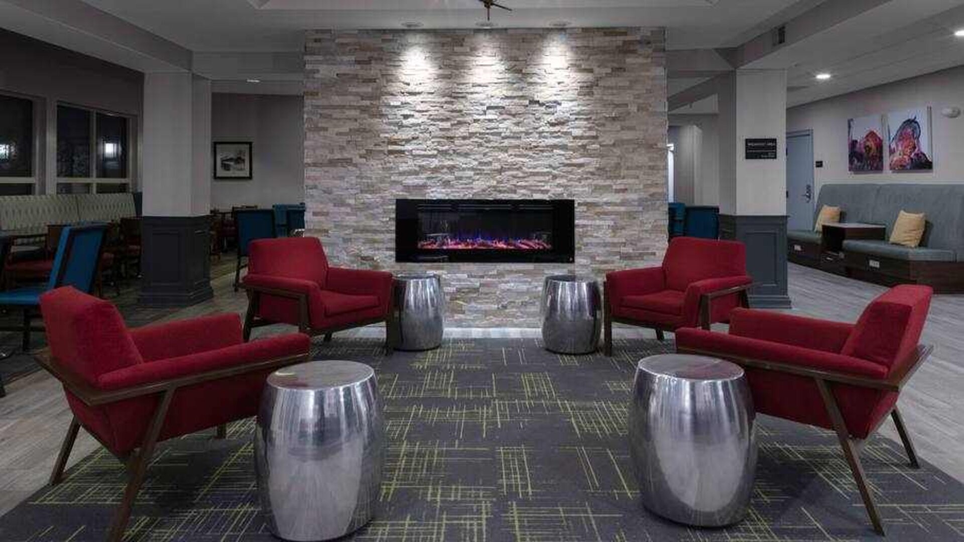 Comfortable lobby workspace at the Hampton Inn Concord Bow.