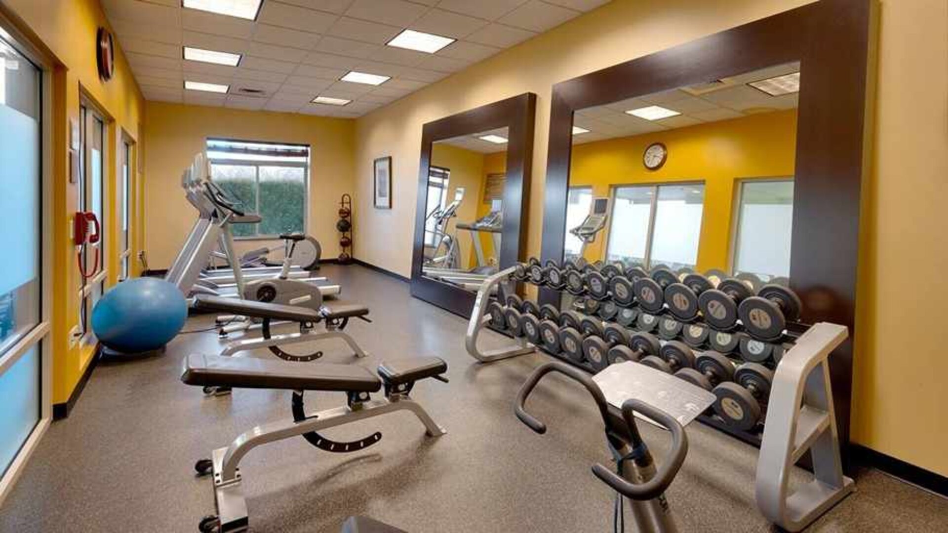 fully equipped fitness center at Hilton Garden Inn Salt Lake City/Sandy.