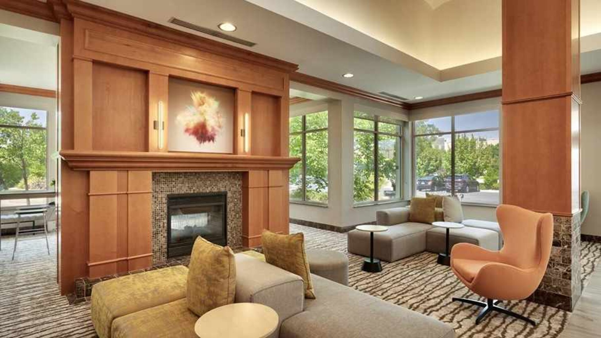 comfortable lobby and lounge area ideal for coworking at Hilton Garden Inn Salt Lake City/Sandy.