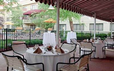 Outdoor patio perfect for co-working at the DoubleTree Suites by Hilton Cincinnati-Blue Ash.