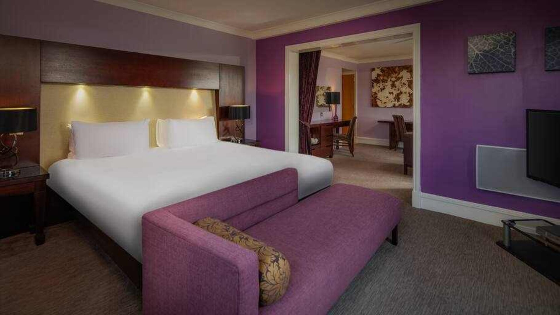 Spacious king suite at the Hilton Belfast Templepatrick Golf & Country Club.