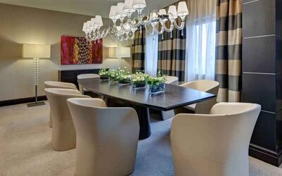 Elegant meeting room at the Hilton Frankfurt Airport.