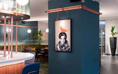 Lobby workspace at the Hilton Cologne.