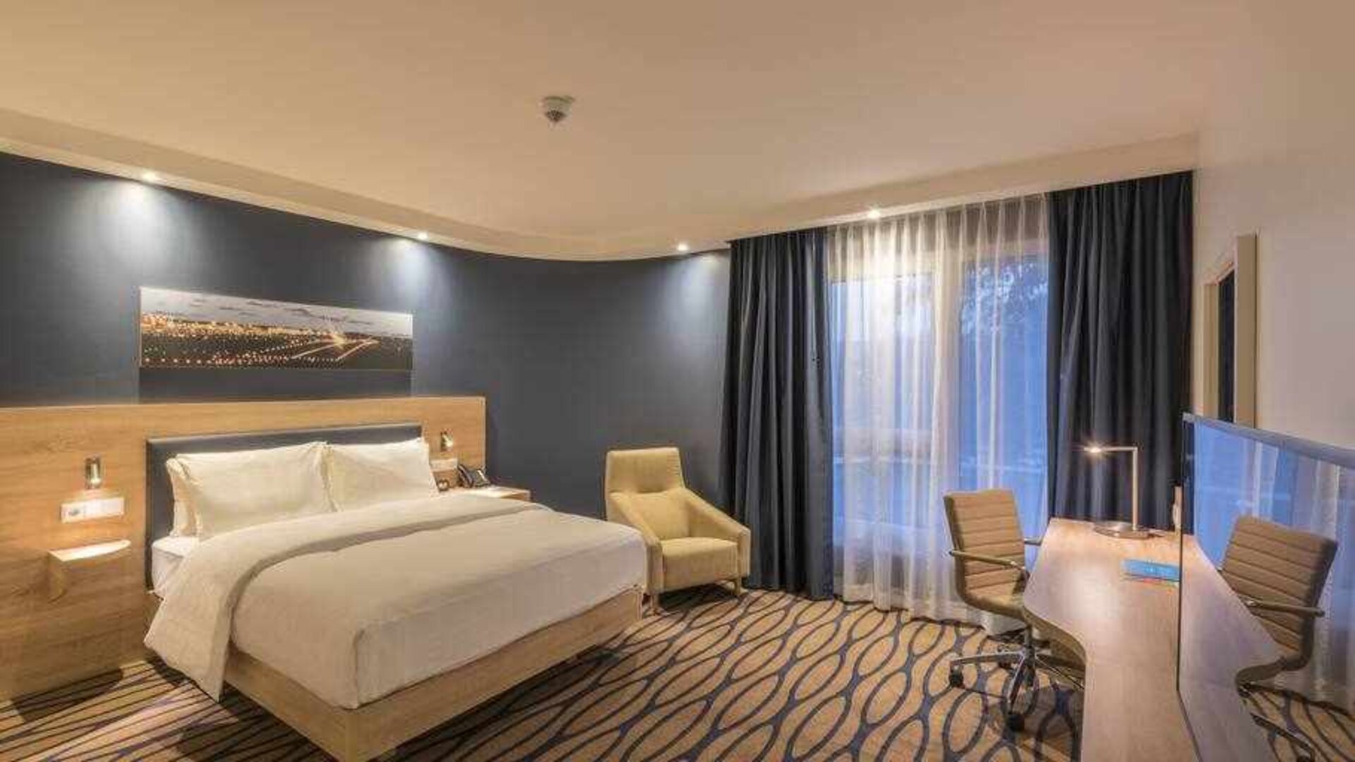 Hampton By Hilton Frankfurt Airport