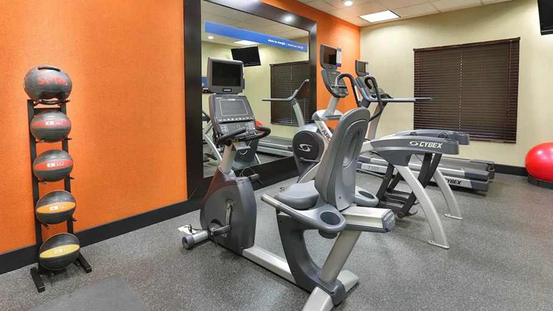 well equipped fitness center at Hampton Inn & Suites by Hilton San Jose-Airport.
