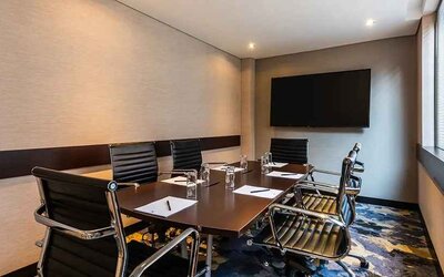 professional meeting room at DoubleTree by Hilton Bogota Salitre AR.