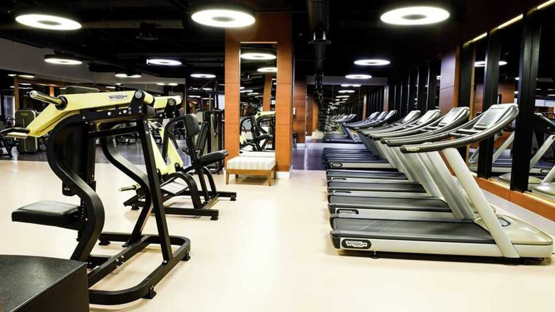 well equipped fitness center at DoubleTree by Hilton Istanbul Topkapi.