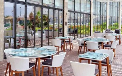 Outdoor seating perfect for co-working at the Hilton Garden Inn Muscat Al Khuwair.