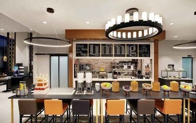 Restaurant area suitable for co-working at the Hilton Garden Inn Zurich Limmattal.