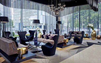 comfortable lobby and coworking space at Hilton Tallinn Park.