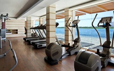 well equipped fitness center at Hilton Luxor Resort & Spa.