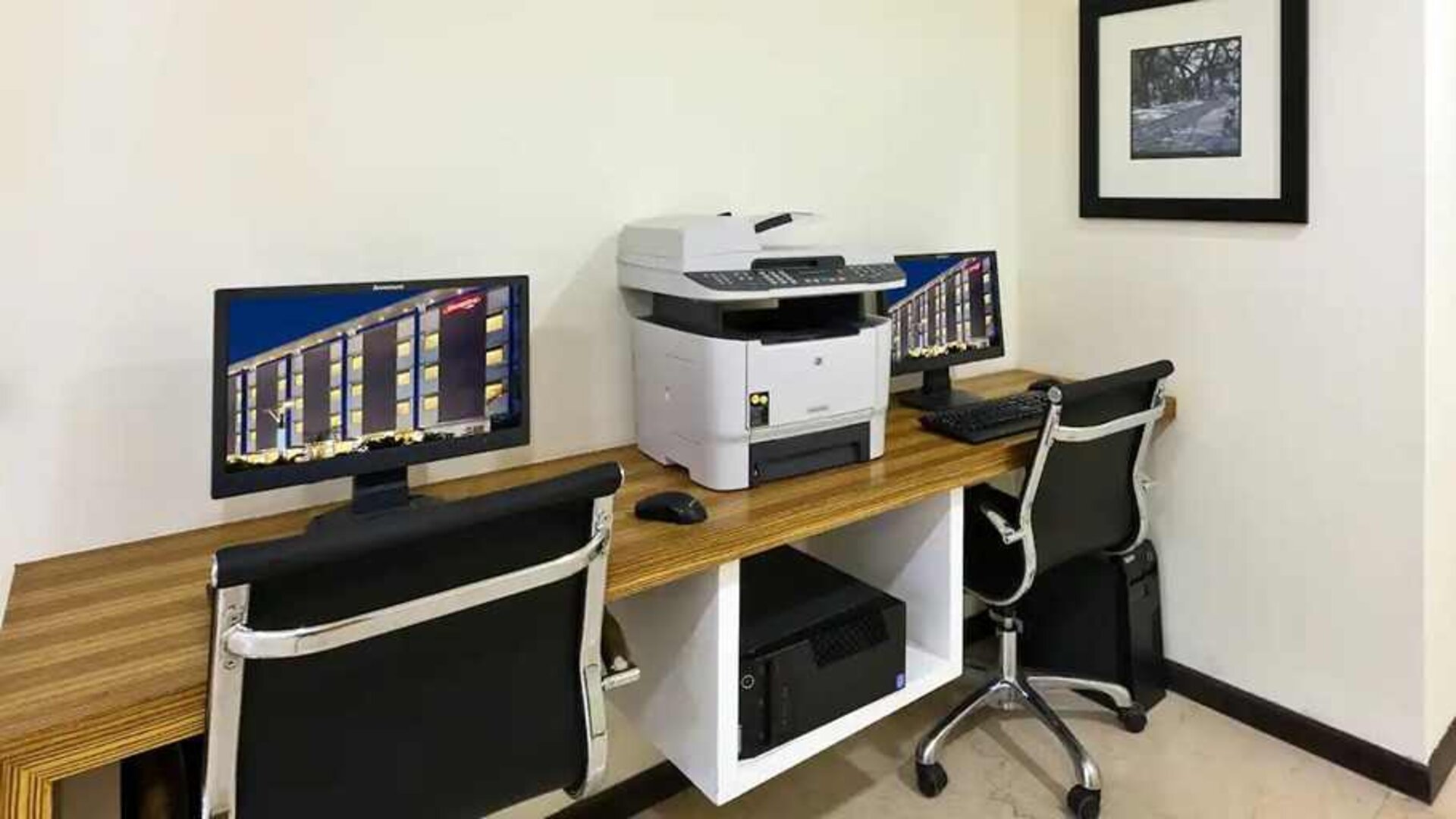 dedicated business center with PC, internet, printers, and work stations at Hampton by Hilton Vadodara-Alkapuri.