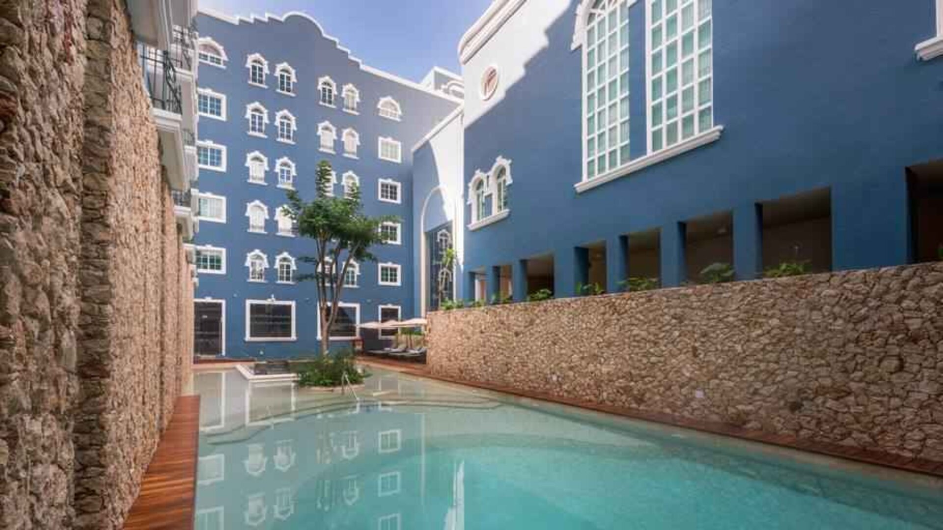 Outdoor pool at the Villa Mercedes Merida, Curio Collection by Hilton.