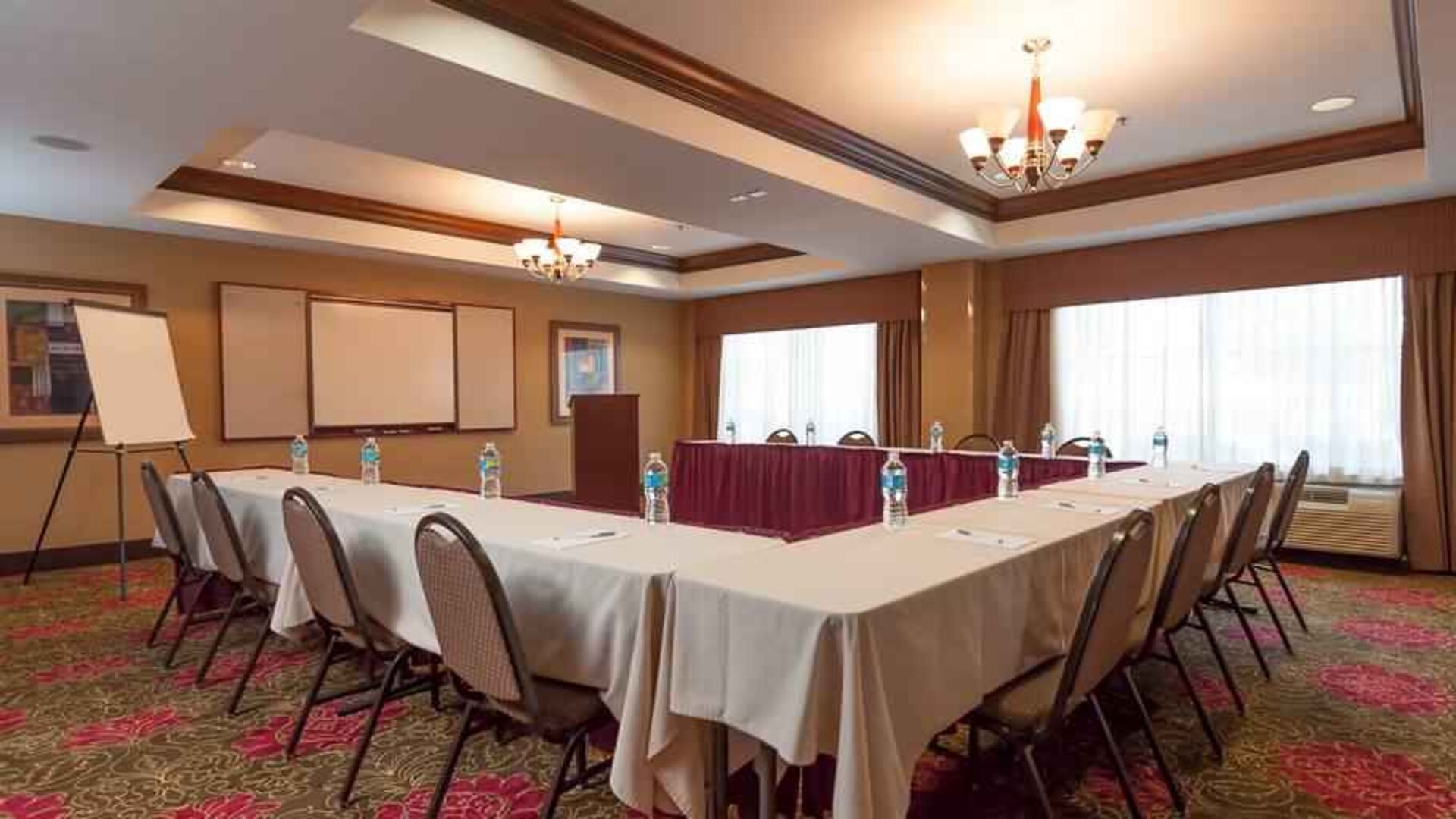 Meeting room at the Hampton Inn East Windsor.