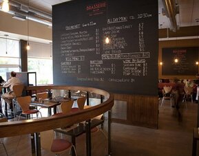 Chicago's Essex Inn