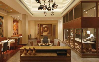 Dining-area at the DoubleTree by Hilton Agra.