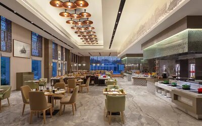 Dining area perfect for co-working at the DoubleTree by Hilton Jaipur Amer.