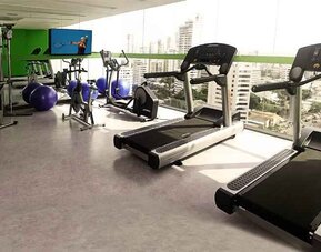 Fitness center at the Hampton by Hilton Cartagena.