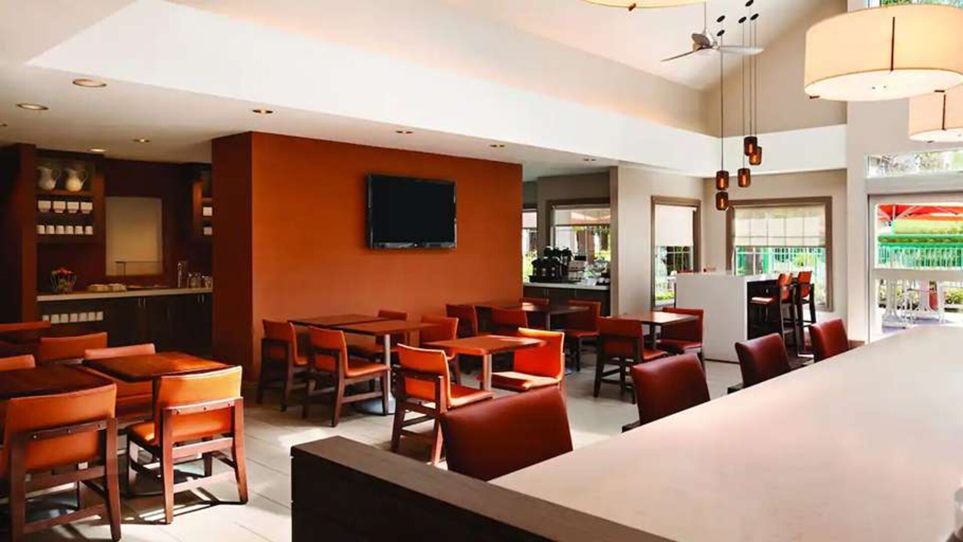 Hotel workspace at the Hyatt House Pleasanton.