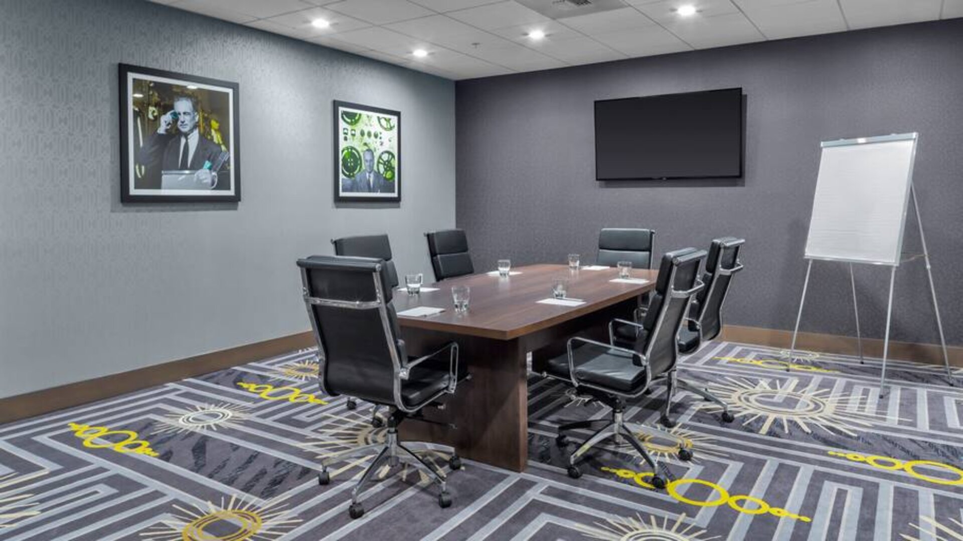 Meeting room at Hampton Inn & Suites Los Angeles/ Hollywood.