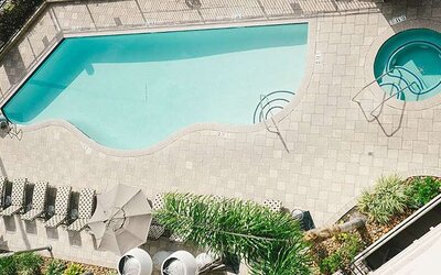 Outdoor pool at Avenue Of The Arts Hotel.
