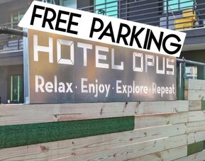 Free parking available at Hotel Opus Bronx.