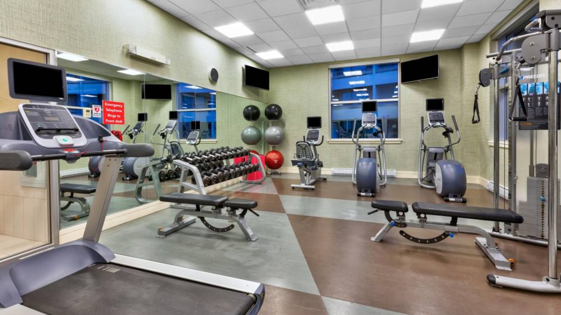 Holiday Inn St. John’s Conference Centre’s fitness facility has free weights and assorted exercise machines.