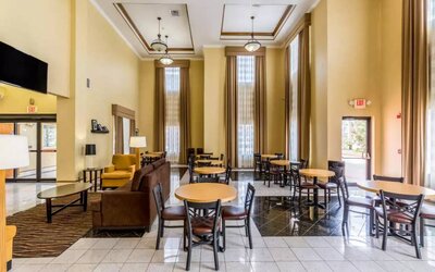 Dining area perfect for coworking at Sleep Inn & Suites Stafford - Sugar Land.