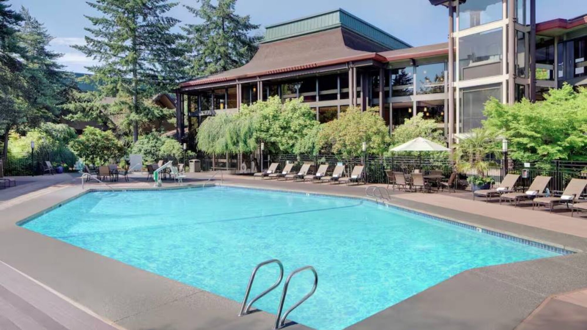 Refreshing outdoor pool at DoubleTree By Hilton Seattle Airport.