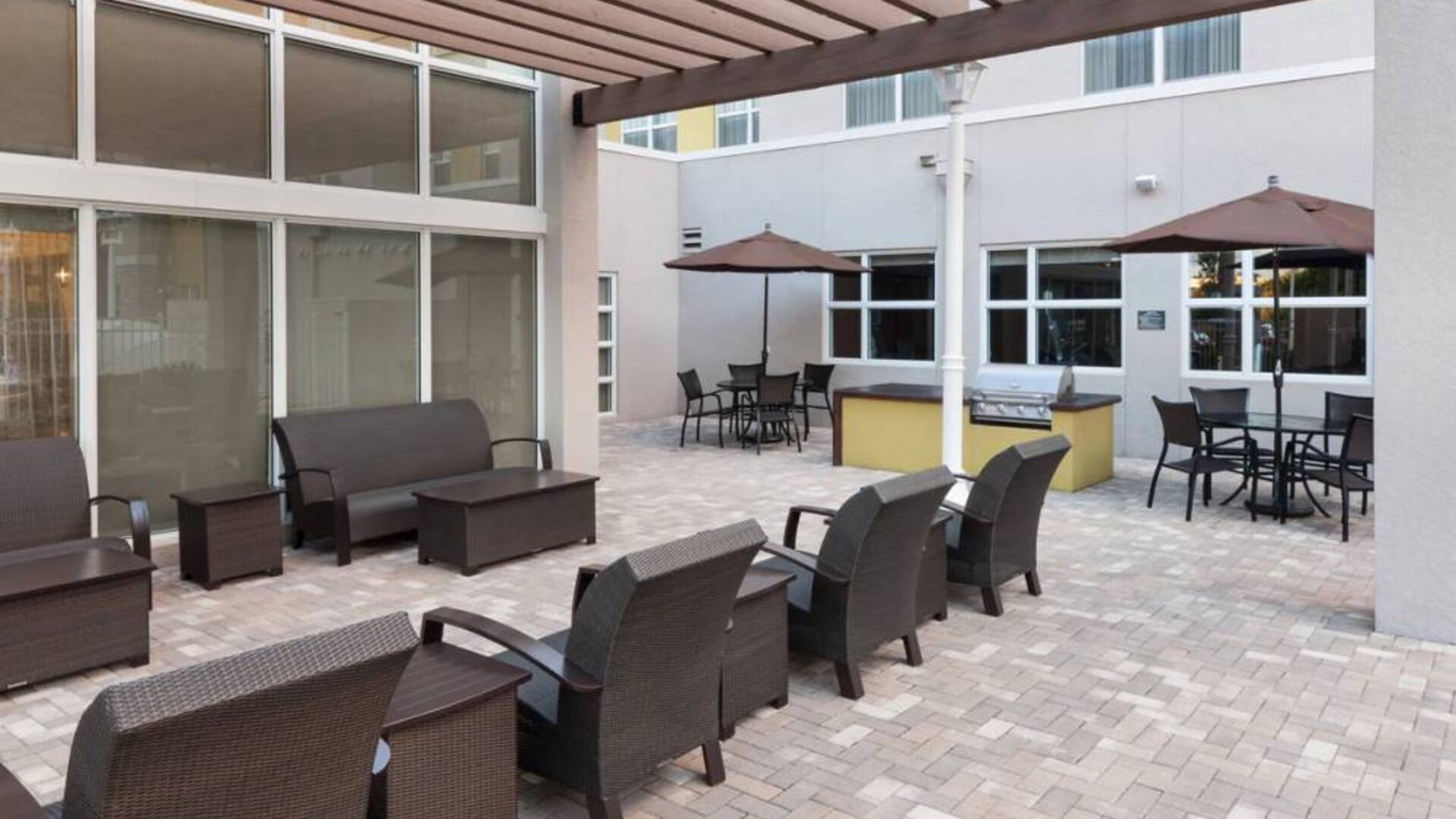 Patio at Residence Inn Fort Lauderdale Airport & Cruise Port.