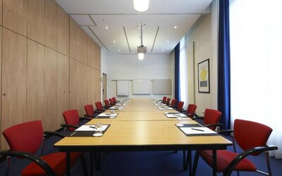 Intercity Hotel Frankfurt Airport