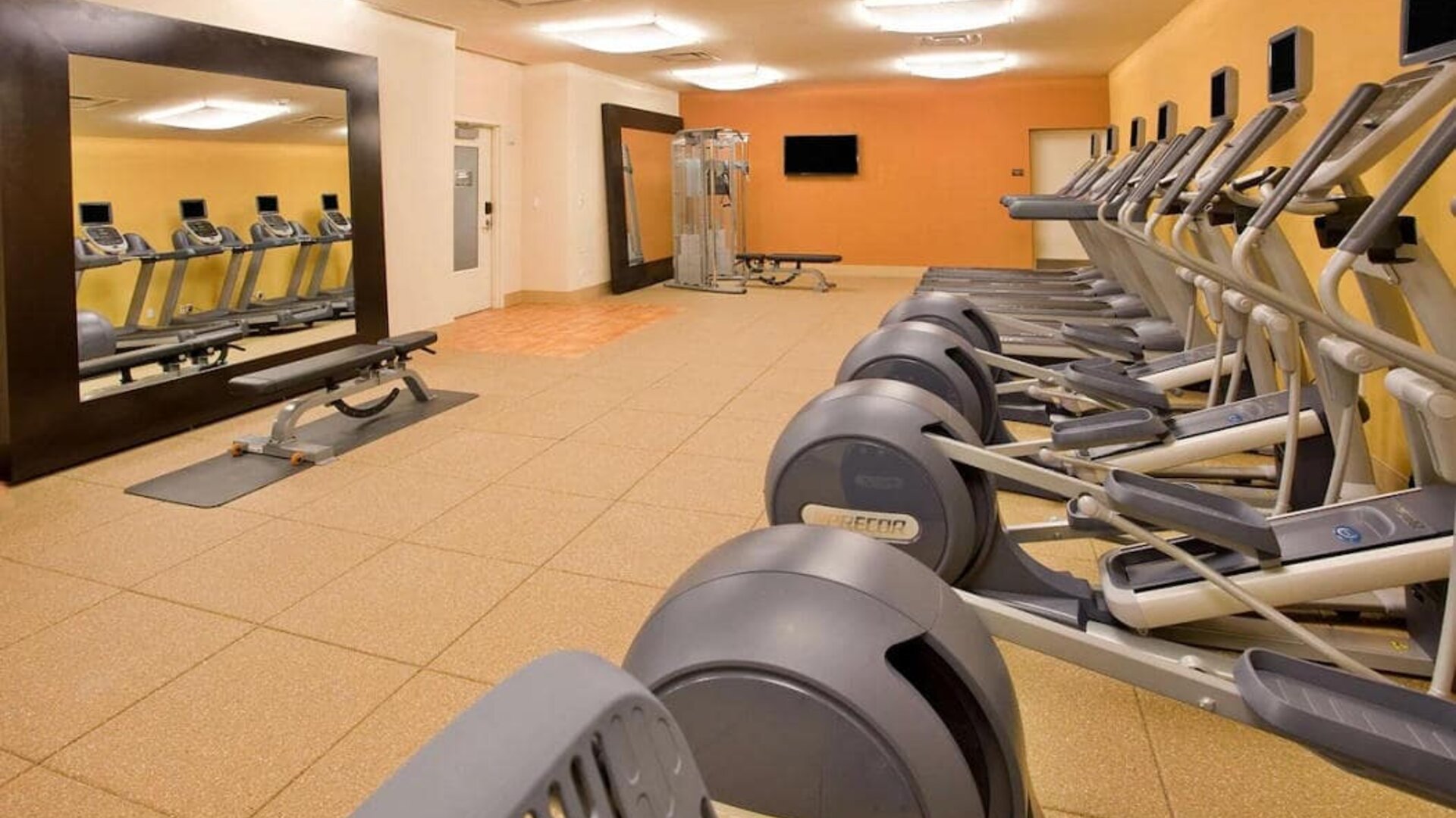 The hotel fitness center, which is equipped with assorted exercise machinery.
