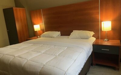 Day use room at Sky Hotel Flushing - Laguardia Airport.