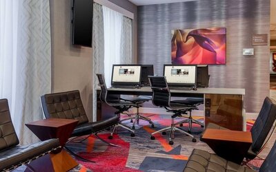 Business center with PC, internet, and printers at DoubleTree Atlanta Airport.